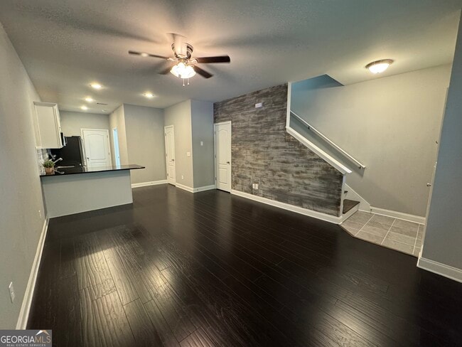Photo - 1270 Binghampton Cir
