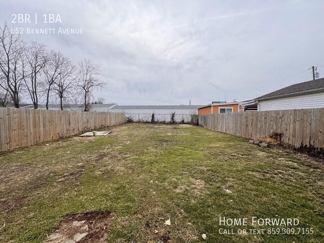 Photo - 852 Bennett Ave