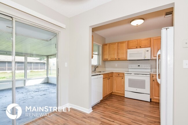 Photo - 521 Florida Cir S