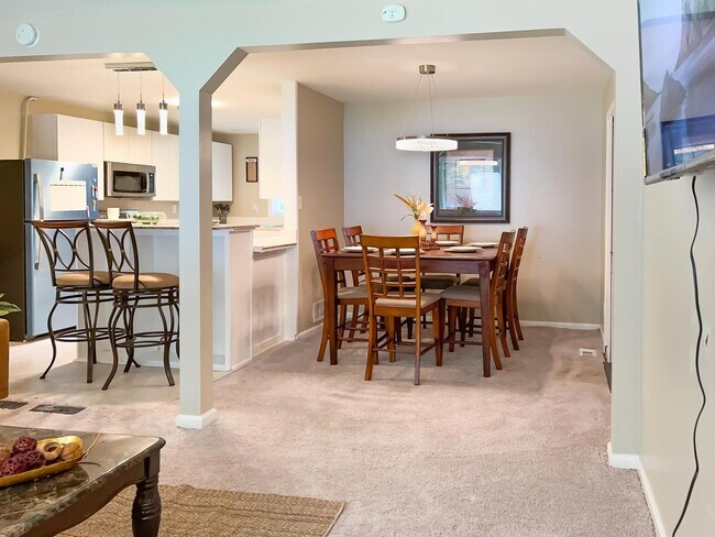 Photo - 2451 Glenrock Dr