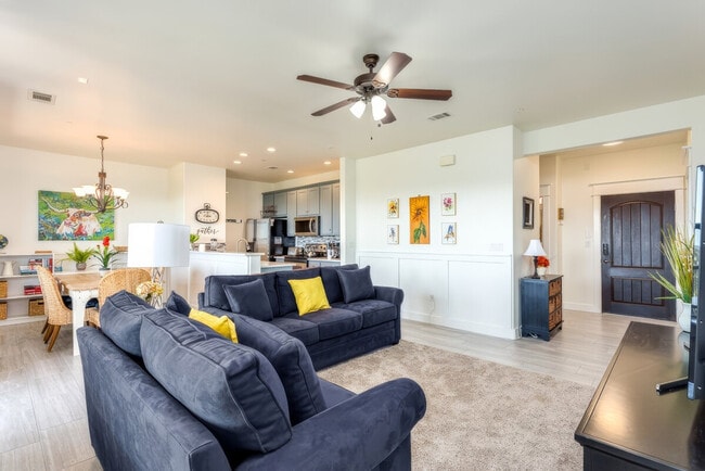 Photo - 17901 Edgewood Way Unit SI ID1498587P