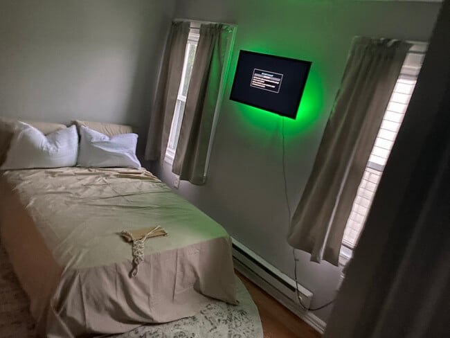 Photo - 130 Bartram Ave