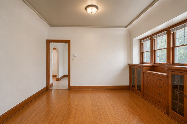 Photo - 2572 N 66th St Unidad Lower