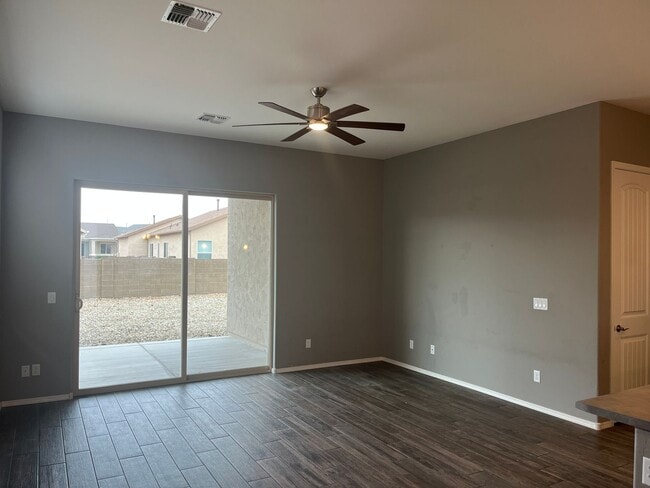 Photo - Three Bedroom in Granville