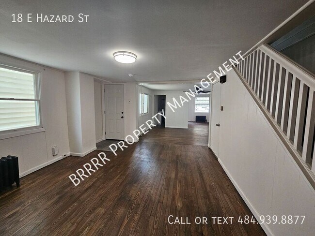 18 E Hazard St