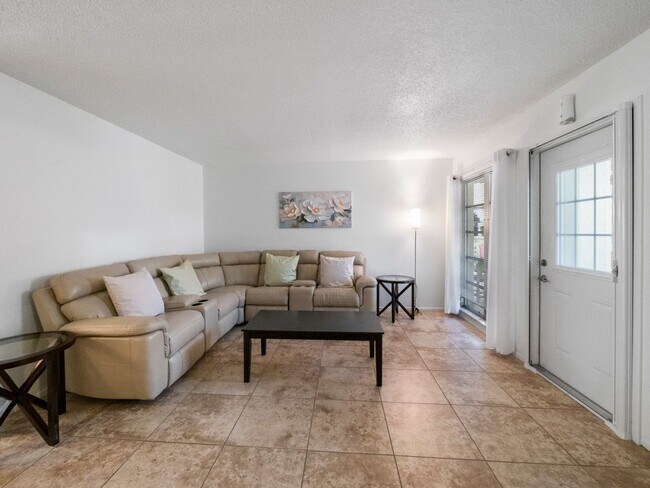 Photo - 7400 College Pkwy