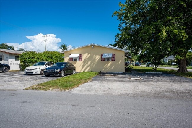 Photo - 821 SW 7th Ave Unidad 2