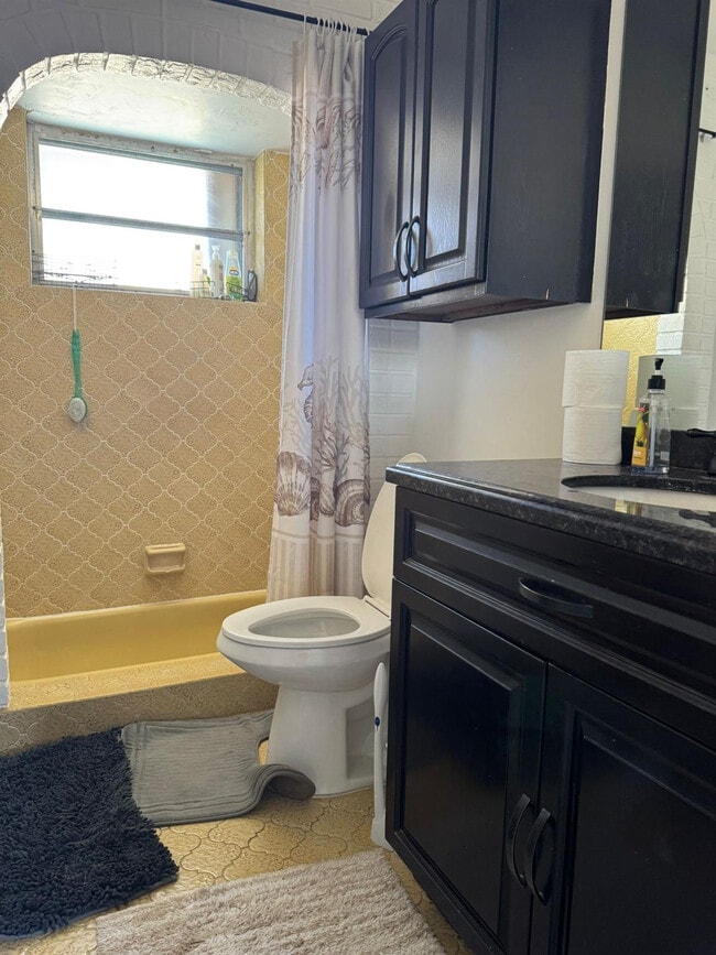 Photo - 3345 SW 2nd Ct