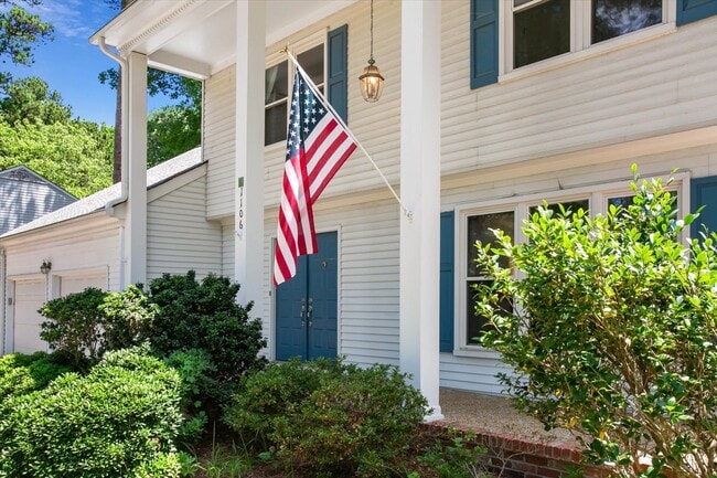 Photo - 1106 Showalter Rd