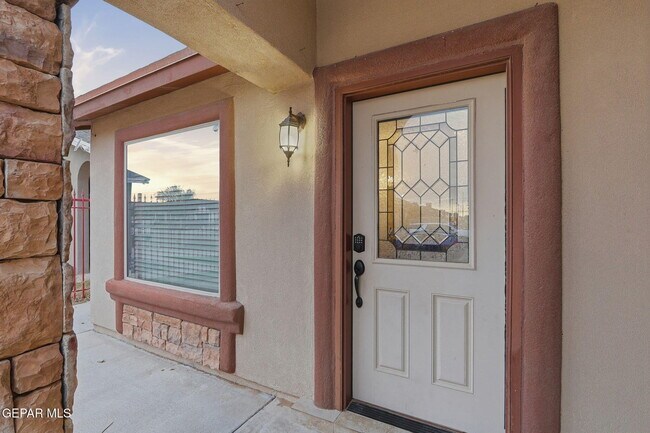 Photo - 14383 High Rock Dr