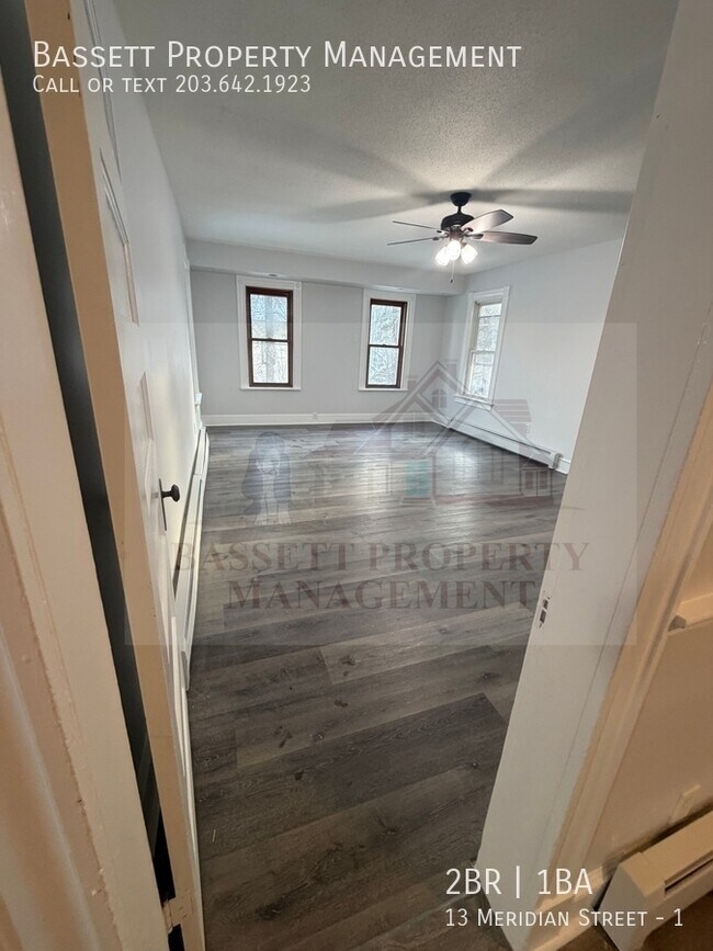 Photo - 13 Meridian St