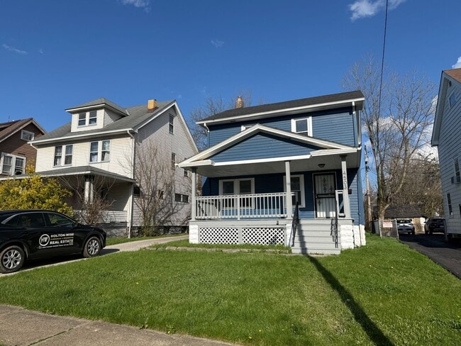 Building Photo - 4503 E 126th St