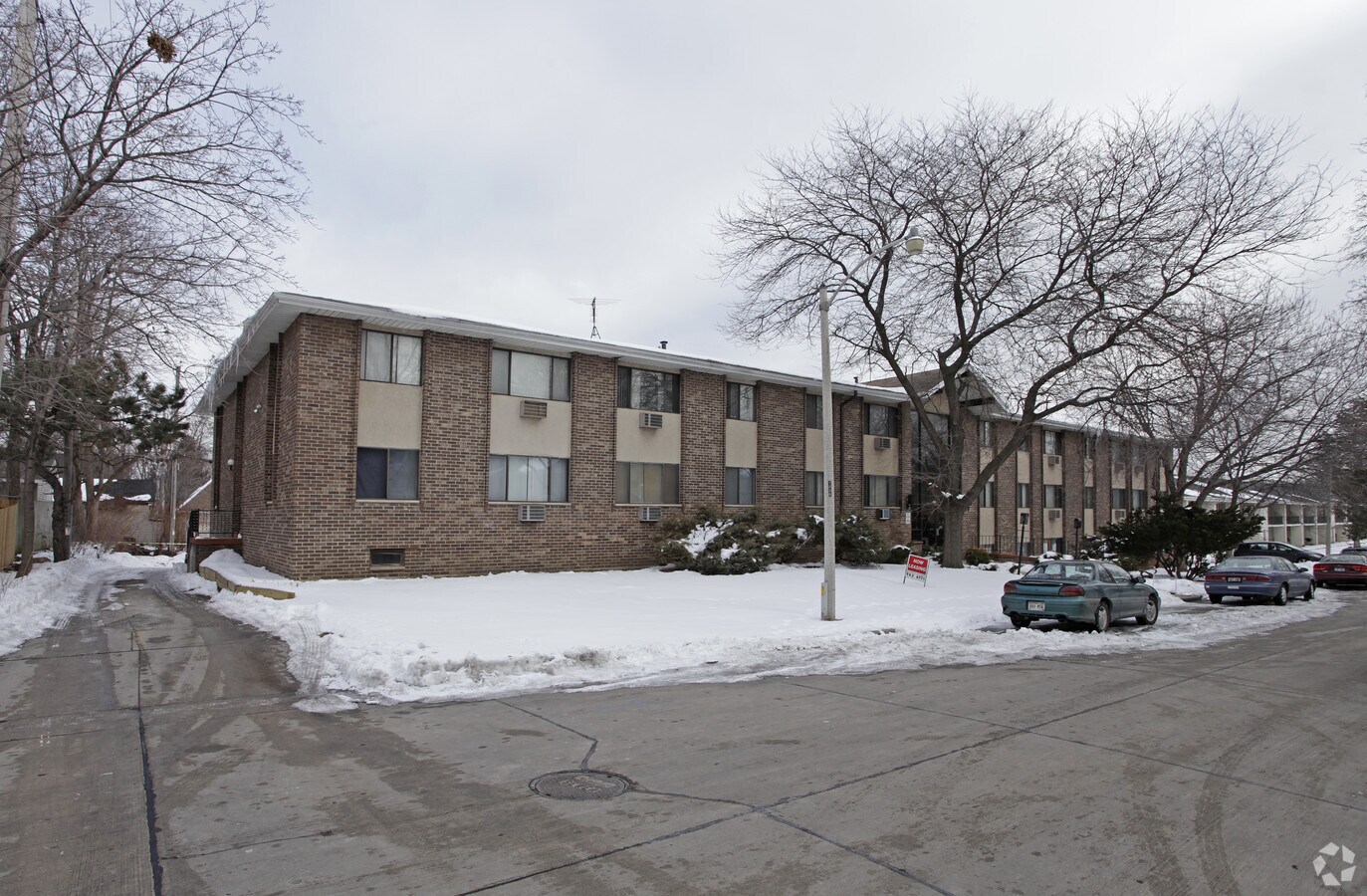 Riverwest Terrace - Riverwest Terrace Apartments