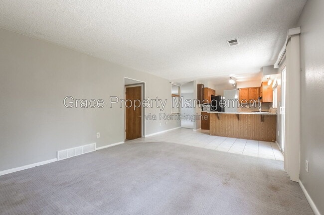 Photo - 10870 Stuart Cir