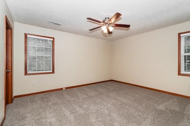 Photo - 3142 Country Lake Dr