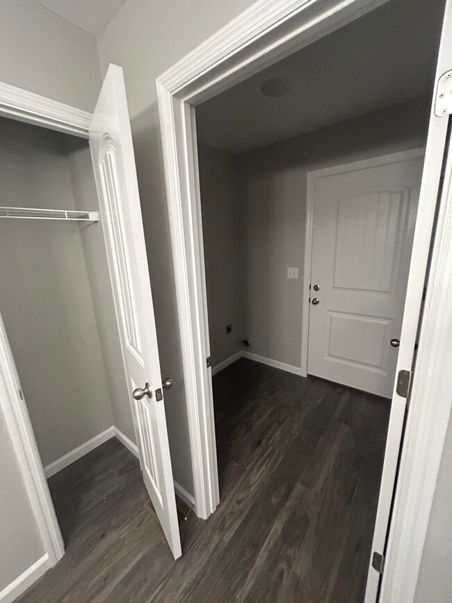 Photo - 205 Almond Tree Dr
