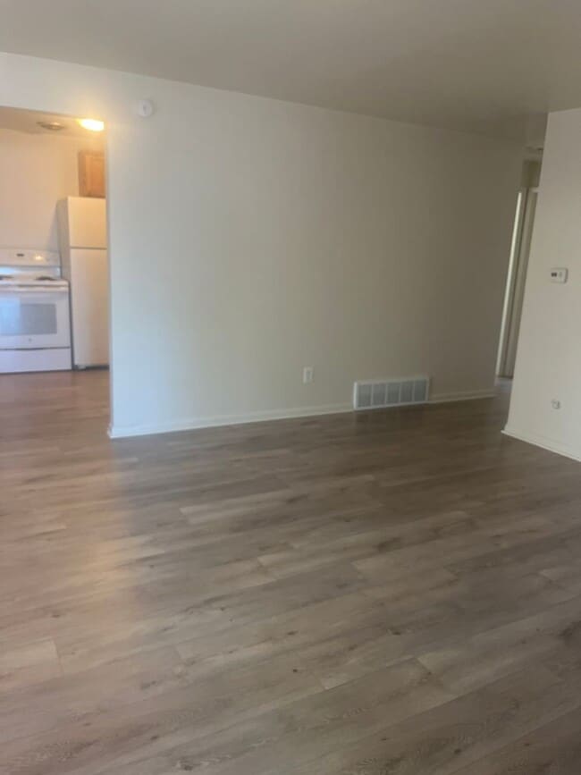 Photo - 213-215 Hooker Street Unit 213
