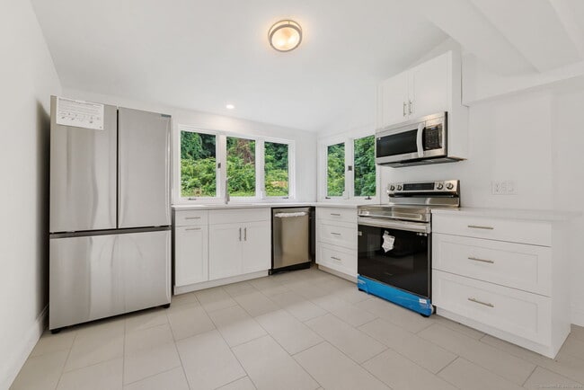 Photo - 529 Danbury Rd Unit A