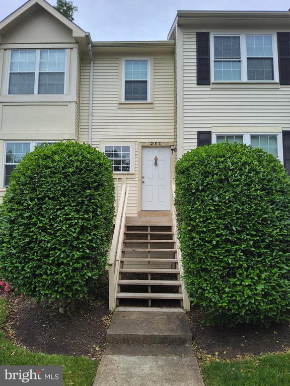 Photo - 218 Fernwood Pl Apartment