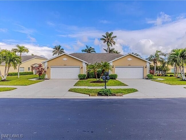Photo - 5595 Greenwood Cir Unidad 92