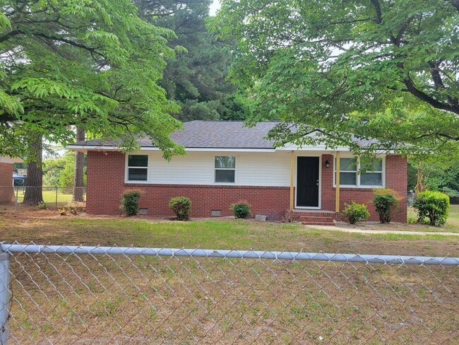 Building Photo - 4113 Knollwood Dr