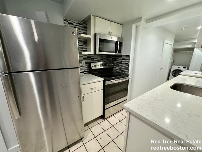 Photo - 145 Chiswick Rd Unit 8