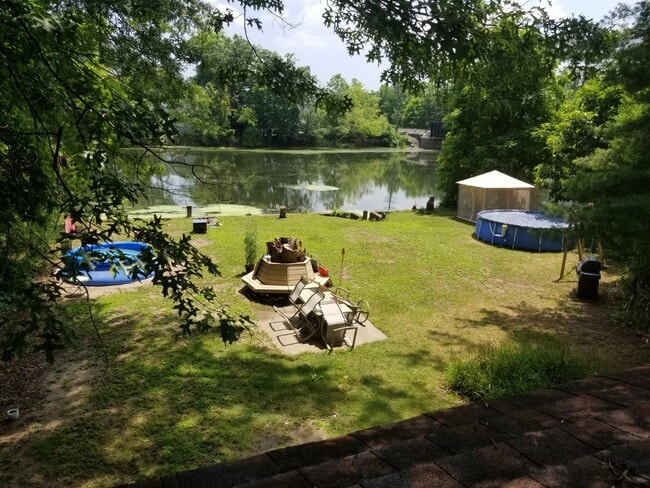 Building Photo - 30 Hobson Ave Unit 2ndFloor