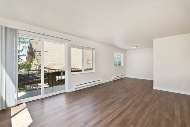 Photo - SAN Sandra Apartments