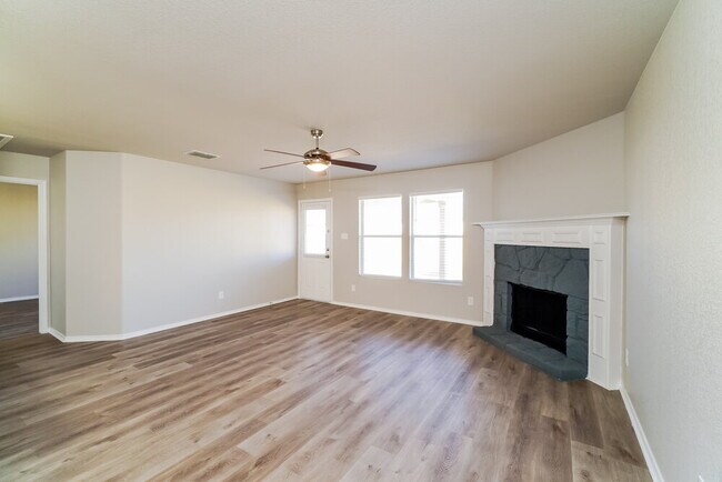 Photo - 27218 Lasso Bend