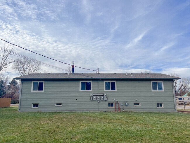 215 Main St Unit 4