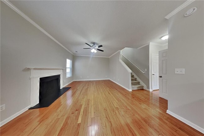 Photo - 426 Lily Shoals Ln