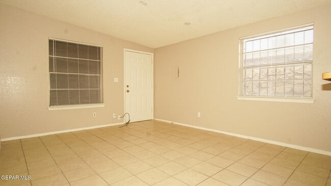 Photo - 2917 E Glen Dr