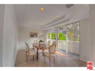 1182 Wellesley Ave