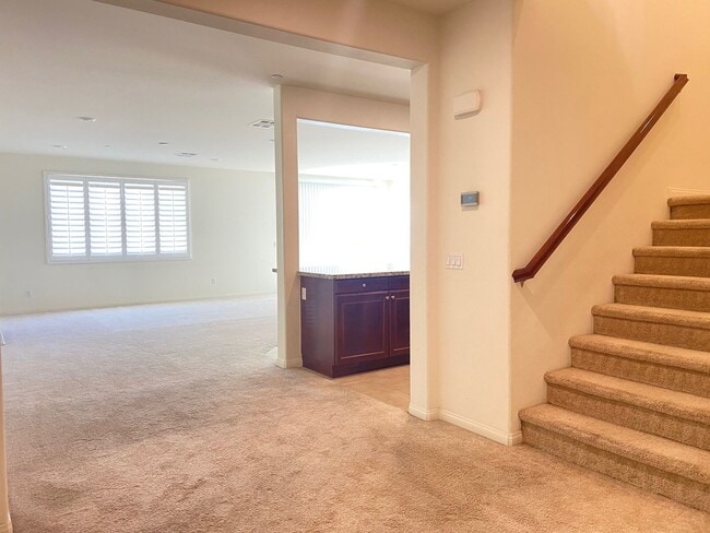 Photo - Beautiful 6 bed and 4.5 bath home in West ...