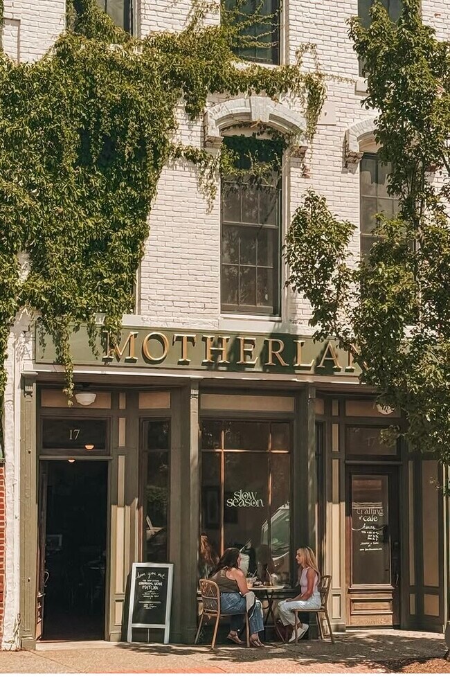 Photo - 17 W Main St Unit Loft