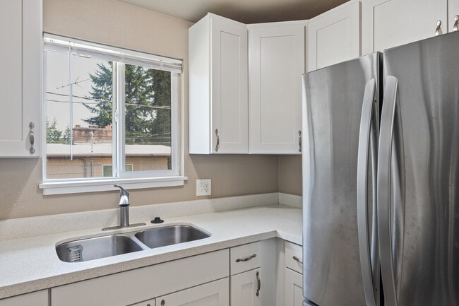 Photo - 8109 240th St SW Unit 3