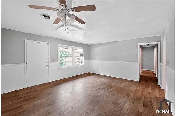 Photo - 704 Valleyview Dr