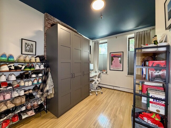 554 Observer Hwy Unit 1R