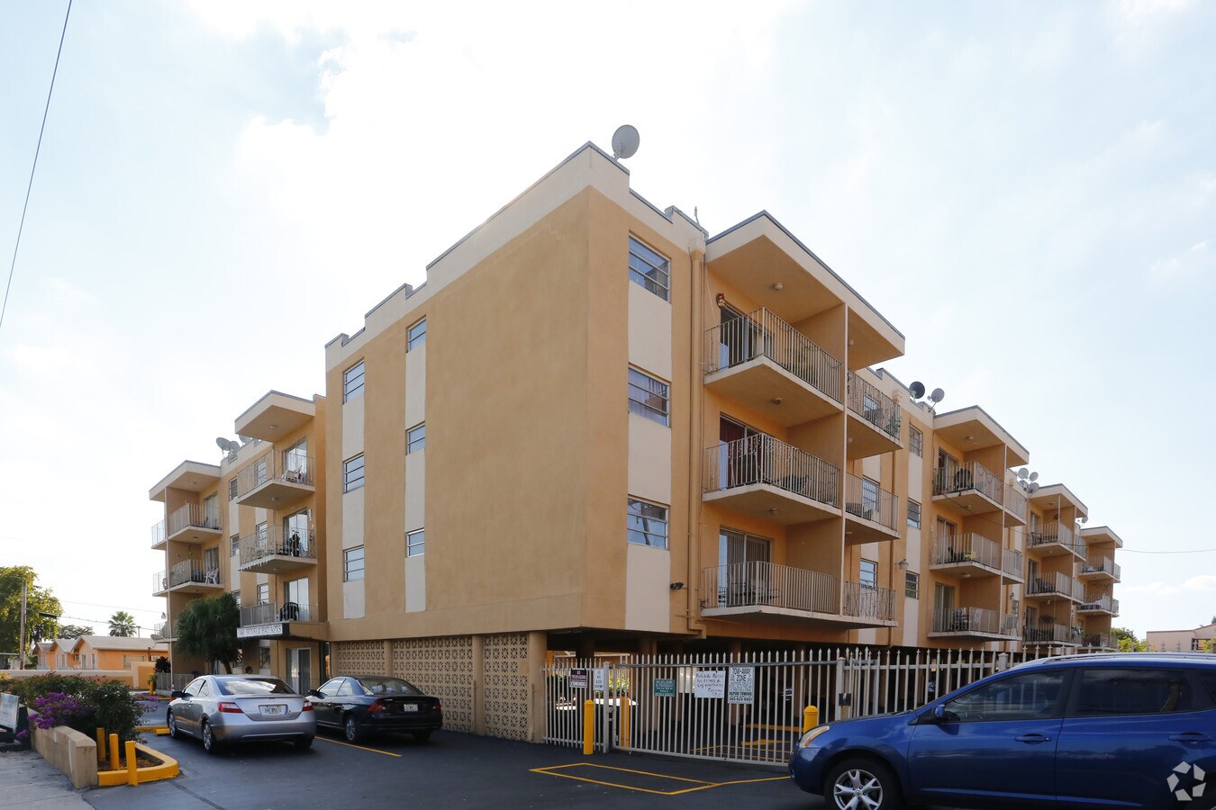 Sunset Bay Apartments - Sunset Bay Apartments