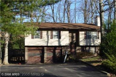 Single Family Home on Wooded Lot in Stafford - Single Family Home on Wooded Lot in Stafford