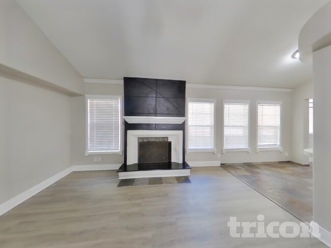 Photo - 3907 Briarcrest St