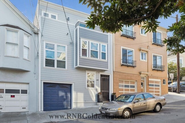 Building Photo - Gorgeous 3 bedroom, 2 and a half bathroom condo in Bernal Park for rent! Unit B