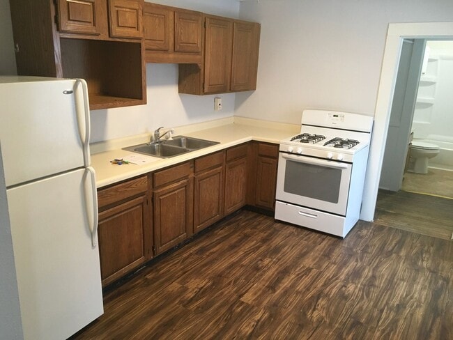 Photo - 9th St 3-Plex Unit 415