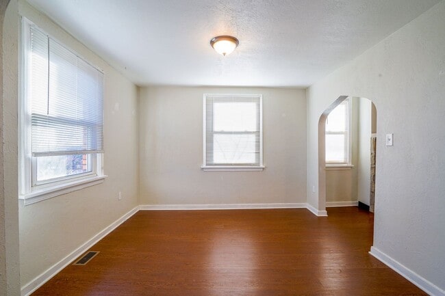Photo - Beautiful Newly Renovated 3BD 1BA House on Mt Washinton