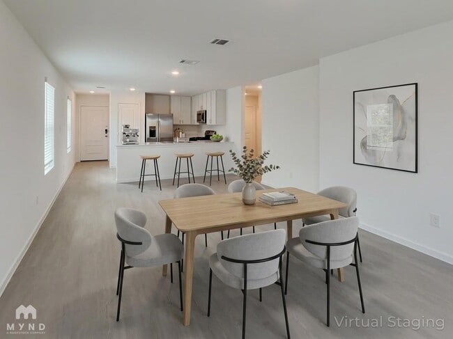 Photo - 7345 Orange Sapphire