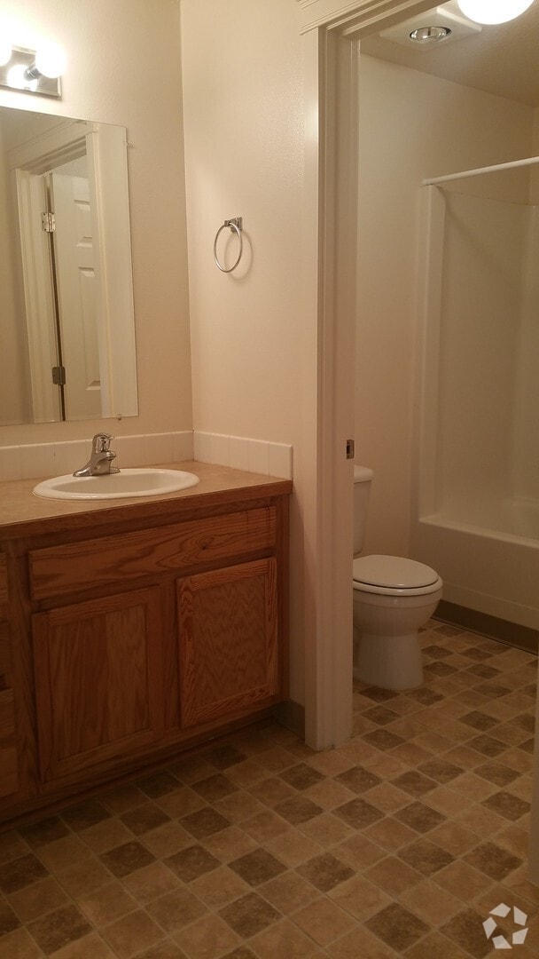 Building Photo - dooc02 Unit 4556 Rental