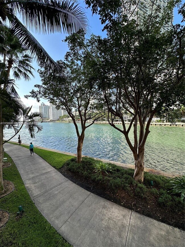 Photo - 901 Brickell Key Blvd Unit 1404
