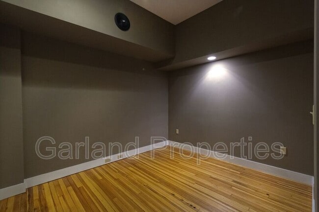 Photo - 111 Kirk Ave SW Unit #3B