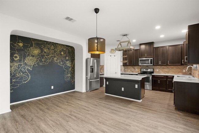 Photo - 243 Mancos Dr