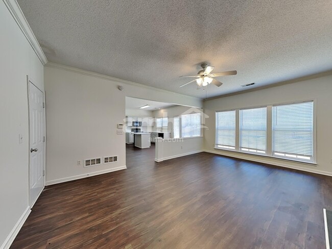 Photo - 102 Bay Hill Dr